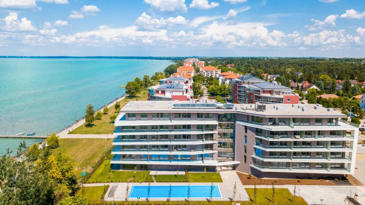 Myflat Coral Premium Suite Siofok Exterior photo